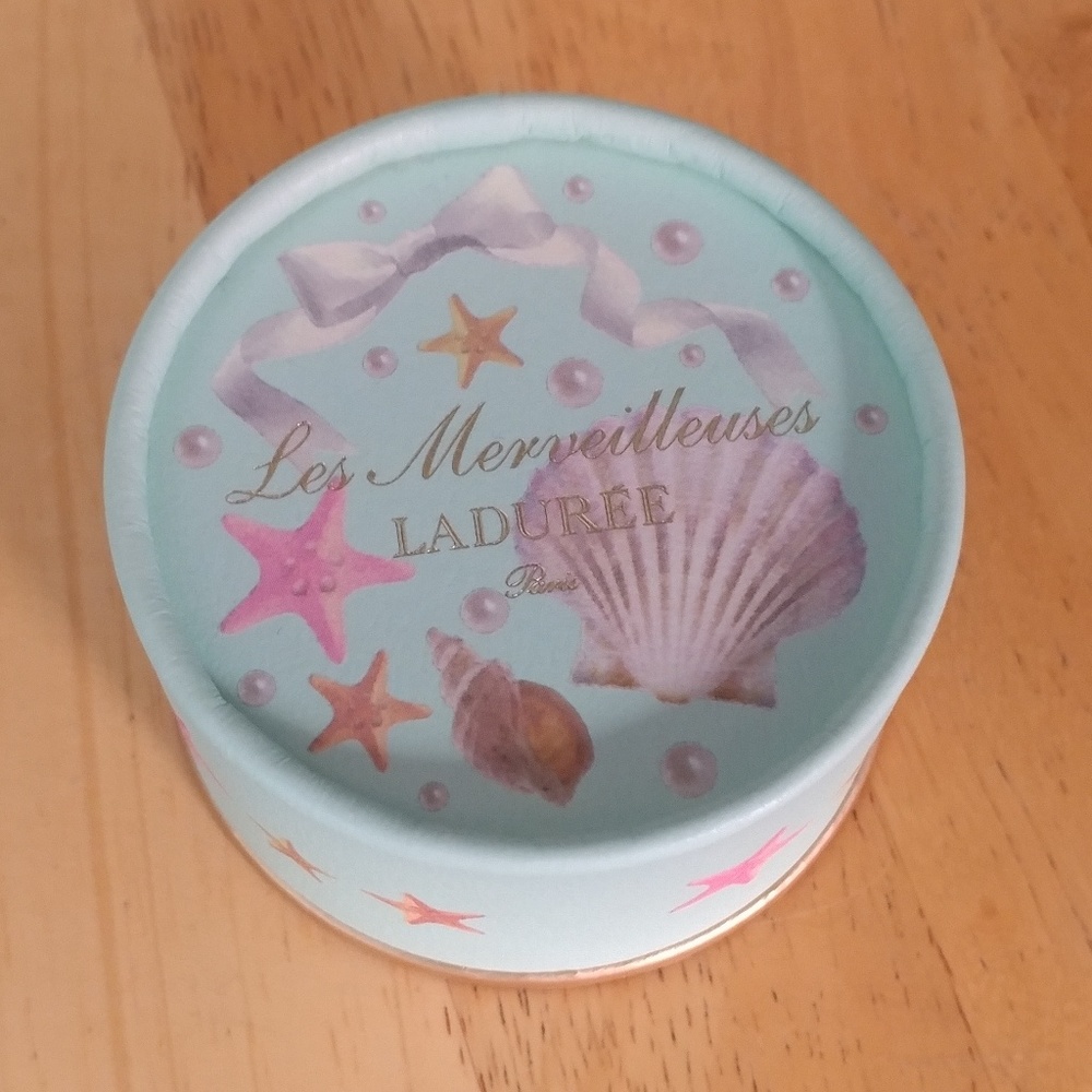 Bnib Super rare Led Merveilluese LADUREE Paris
